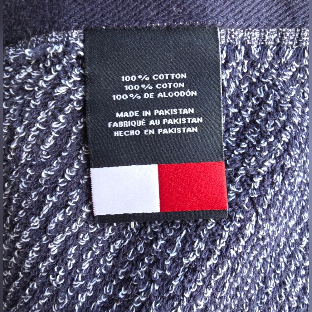 Vintage Tommy Hilfiger Bath Towel Gray White Blue Red